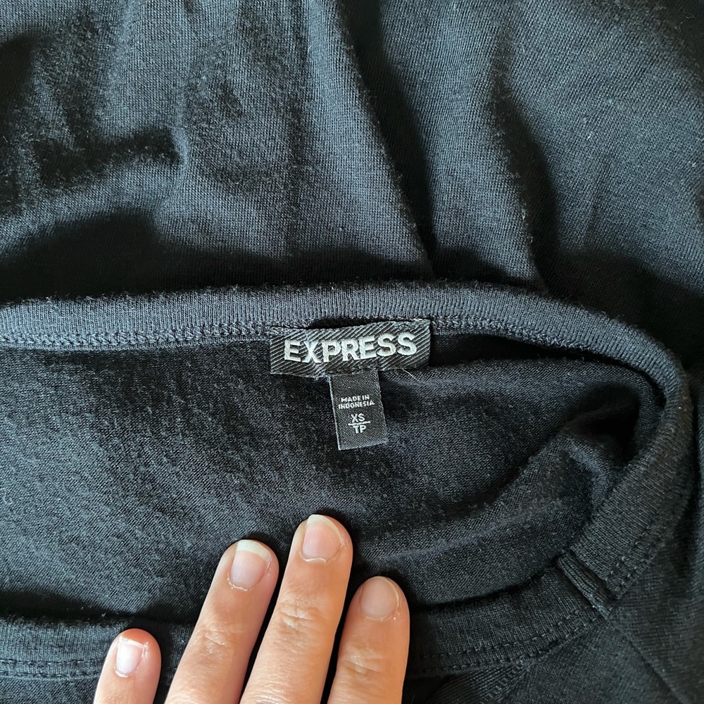 Express Plunging Top - Picture 4 of 4